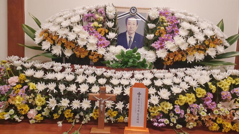 “사랑한다, 행복했다” 아버지가 남기고 간 마지막 계절